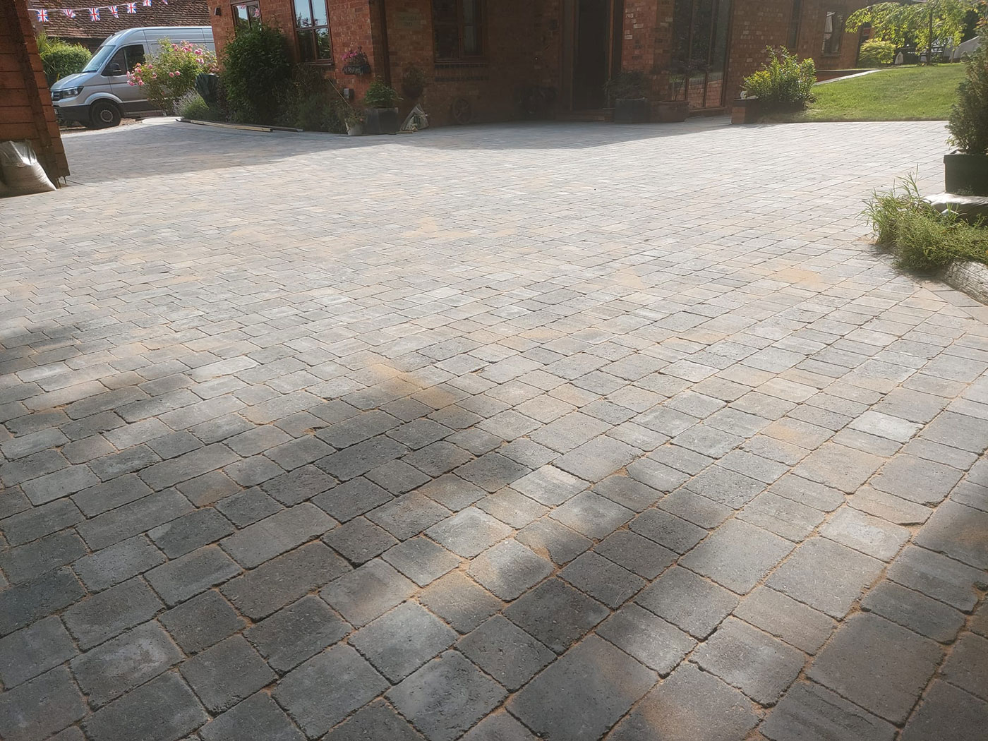 Block Paving Driveway by Perfect Landscapes, Yateley