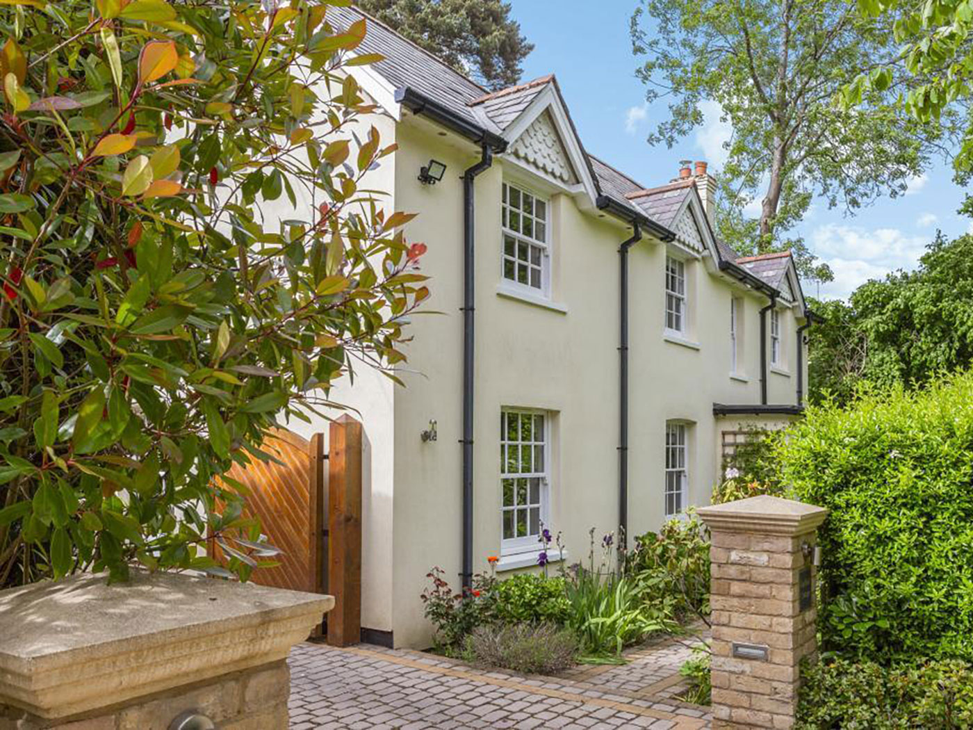 Cobbled pathway built by Perfect Landscapes, Yateley, Hampshire.